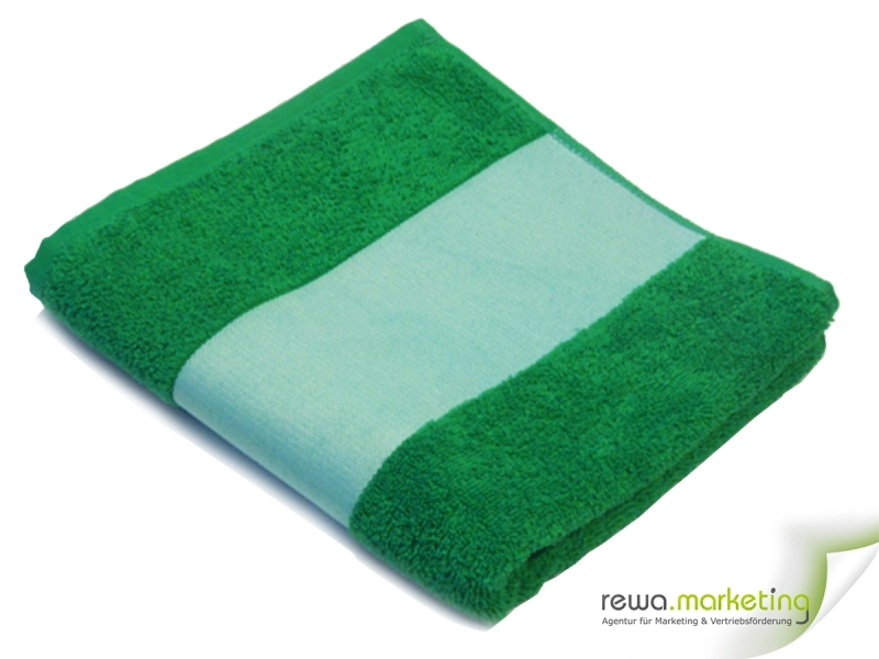 Handtuch 100 x 50 cm grün inkl. Wunschaufdruck